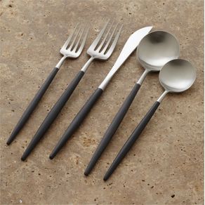 

Set de Cubiertos Aero 5 pzs